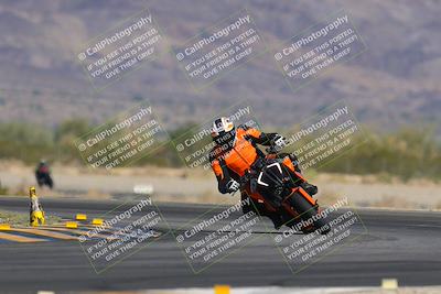 media/Nov-12-2023-SoCal Trackdays (Sun) [[5d1fba4e7d]]/Turn 14 (1035am)/